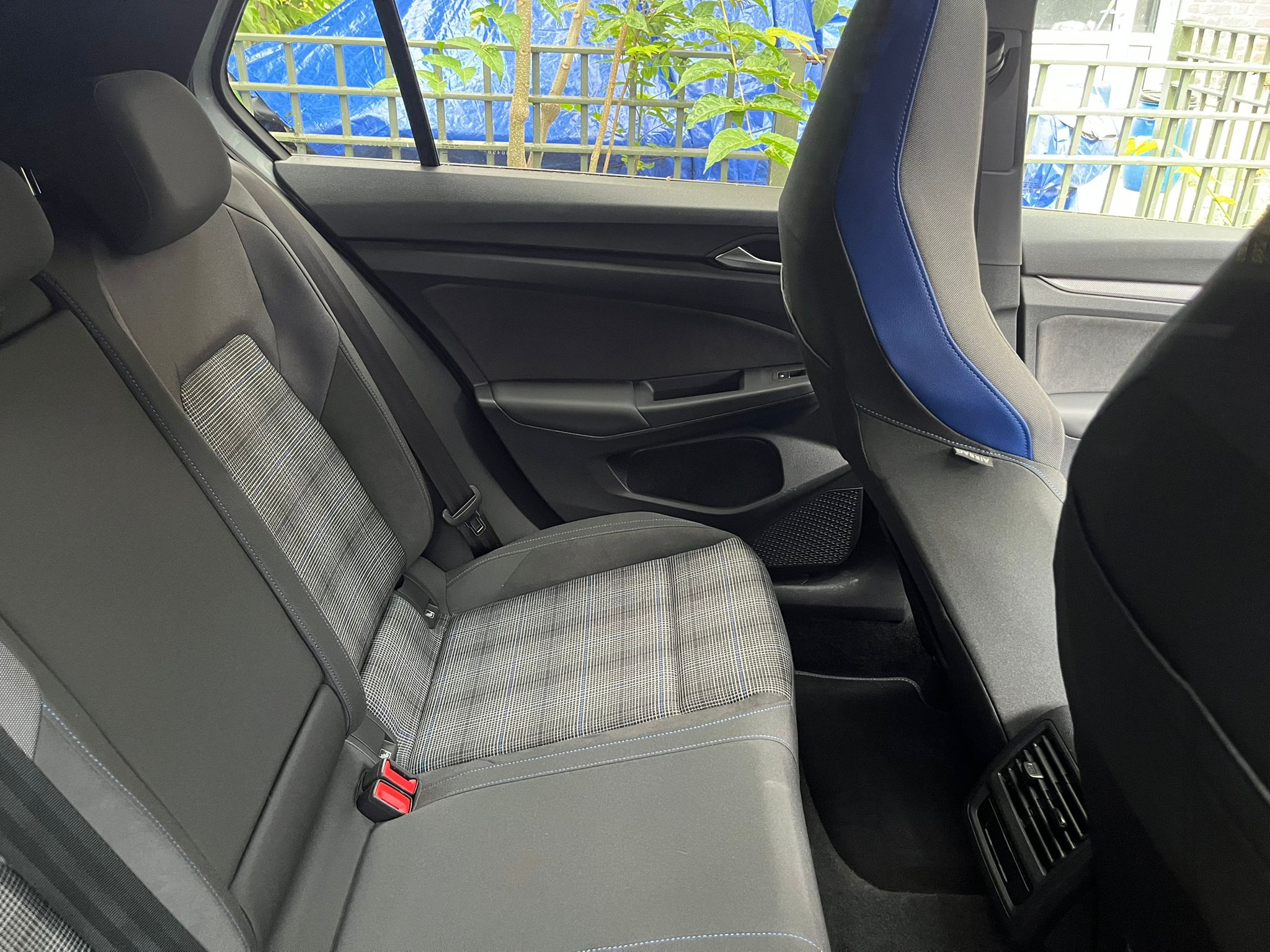 VOLKSWAGEN GOLF 1.4 GTE 272 CV